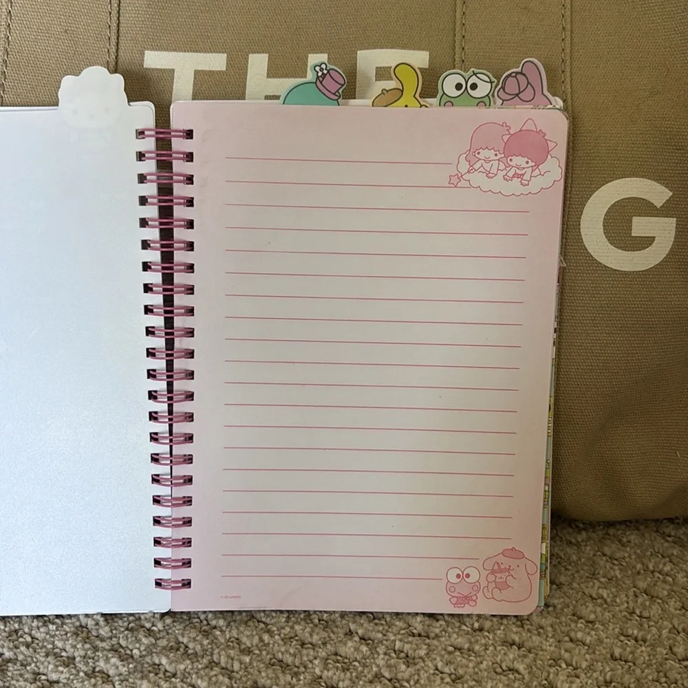 Hello Kitty Notebook - Picture 3 of 3